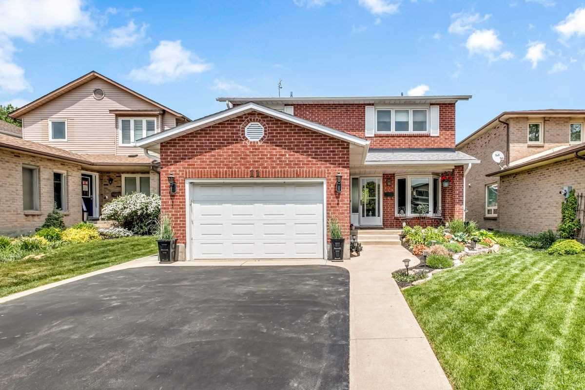 11 Harper Street, Hamilton, ON, L8B 0B5