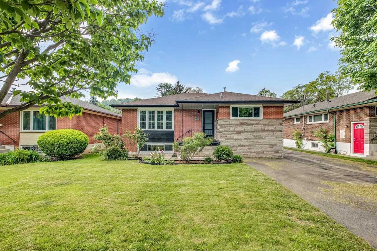 47 Purvis Drive, Hamilton, ON, L8S 2S3