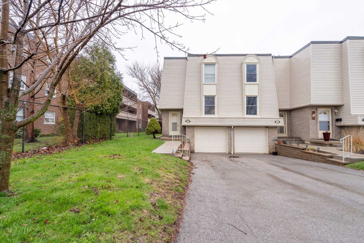 A-656 Grey Street, Brantford, ON, N3S 4Y4