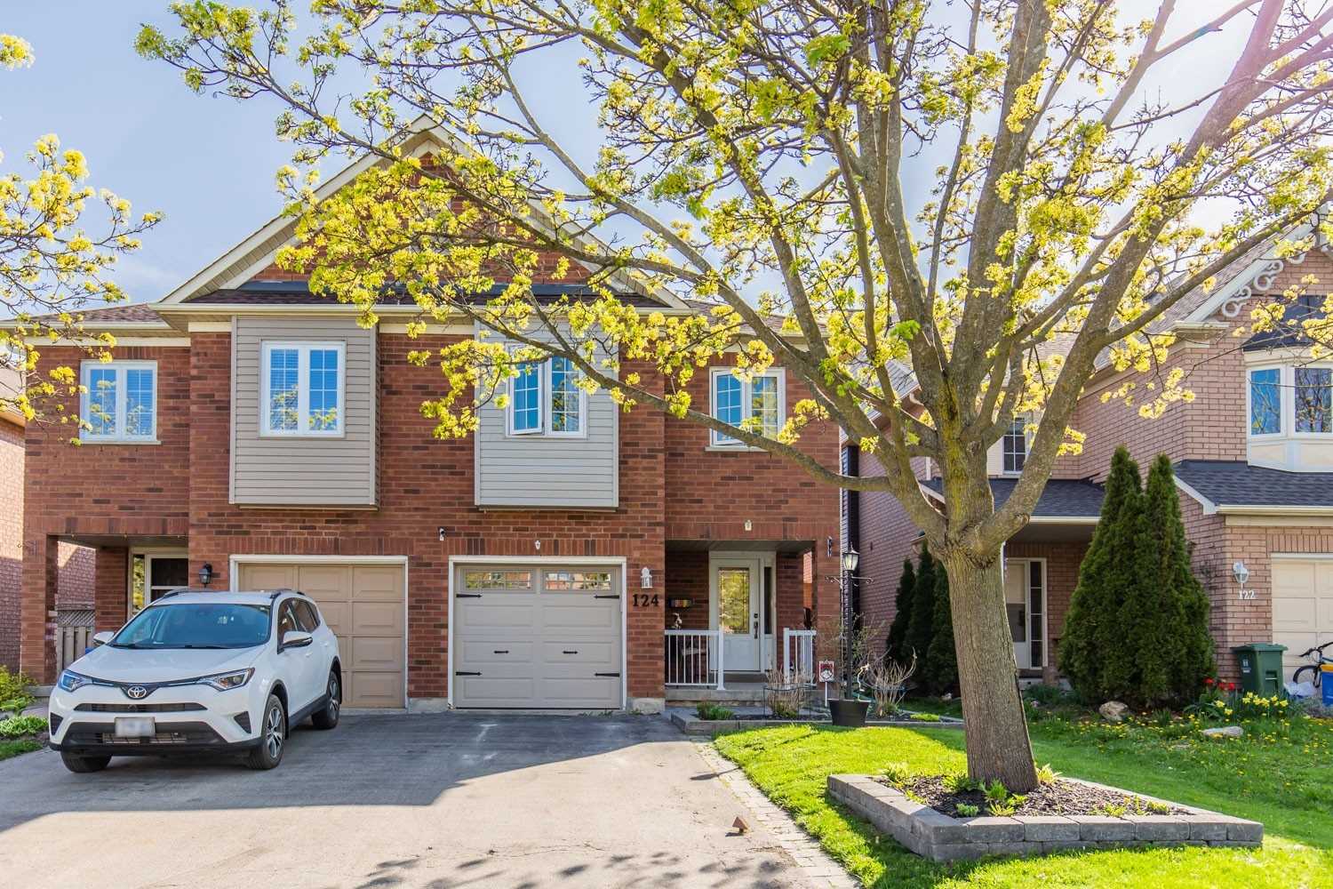 124 Harnesworth Crescent, Hamilton, ON, L8B 0J5