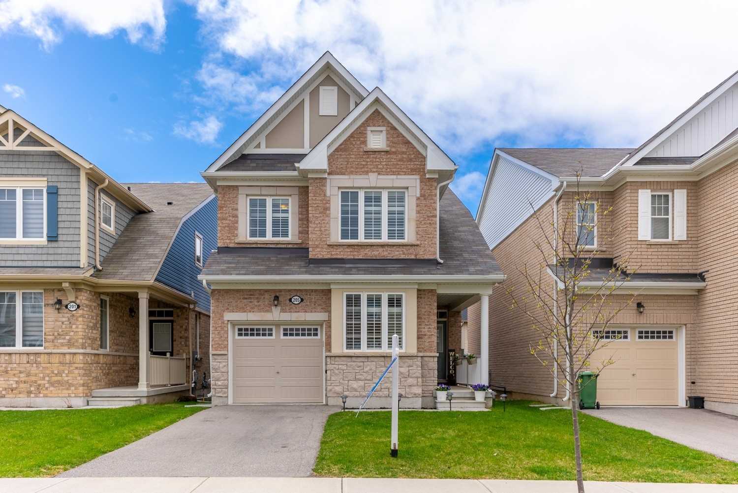 205 Stillwater Crescent, Hamilton, ON, L8B 1V5