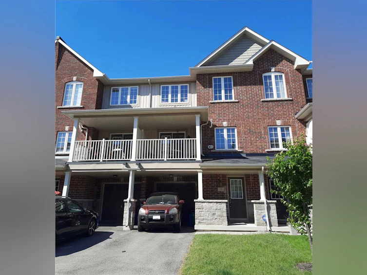 13 Hiscott Drive, Hamilton, ON, L8B 0A2