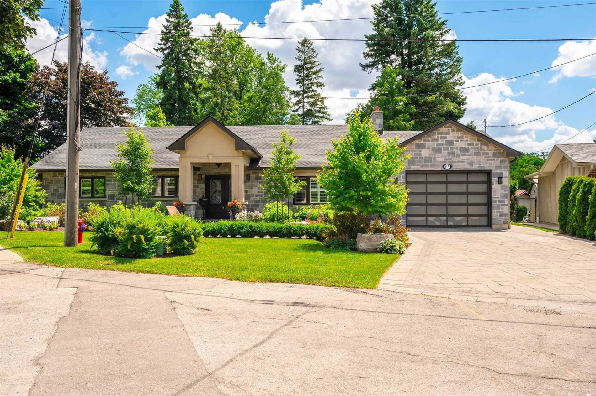 63 Middle Crest Street, Hamilton, ON, L9G 2P5