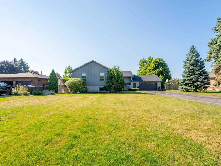 20 Peebles Drive, Hamilton, ON, L8B 0Z2