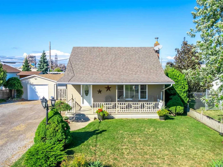 715 Arvin Avenue, Hamilton, ON, L8E 5M9