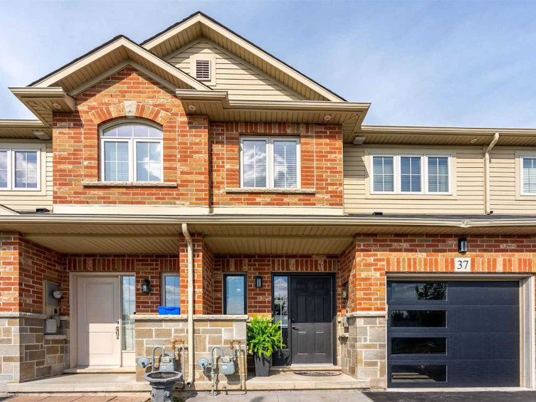 37 Redcedar Crescent, Hamilton, ON, L8E 0G3