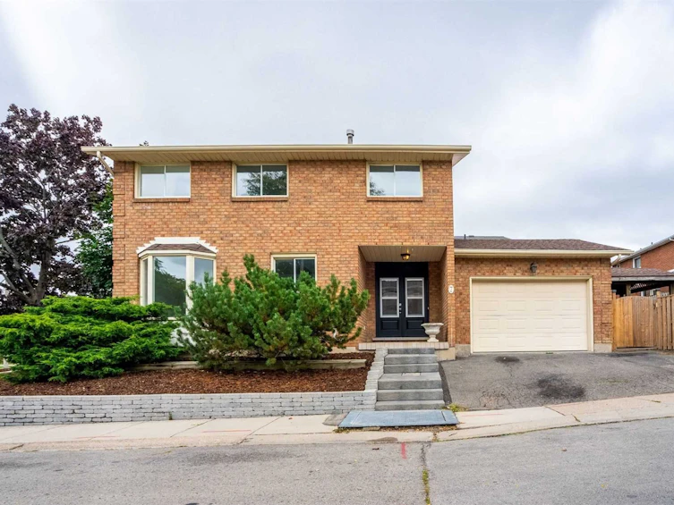 7 Donegel Place, Hamilton, ON, L9A 4Z6