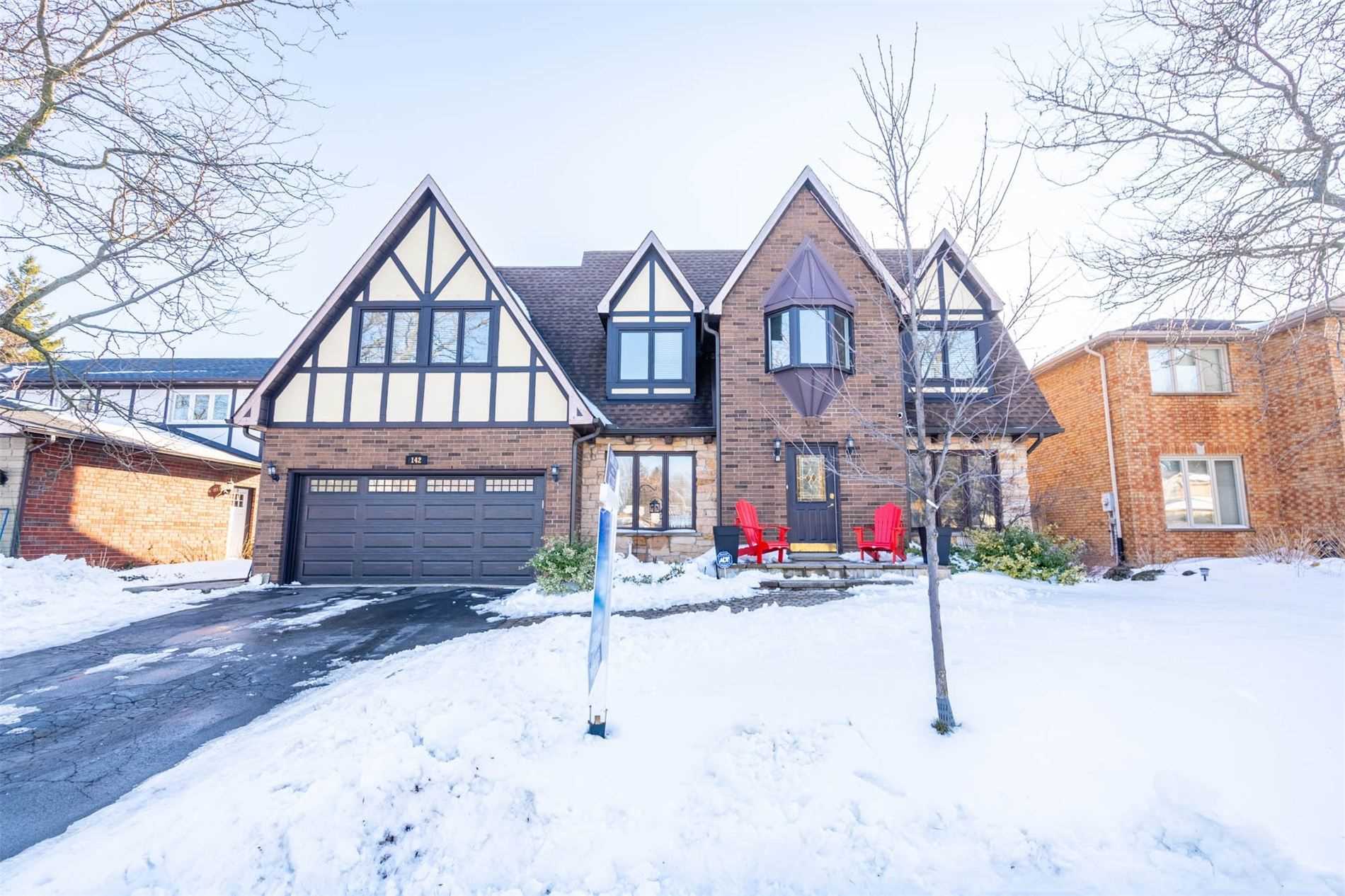 142 Meadowbrook Drive, Hamilton, ON, L9G 4S8