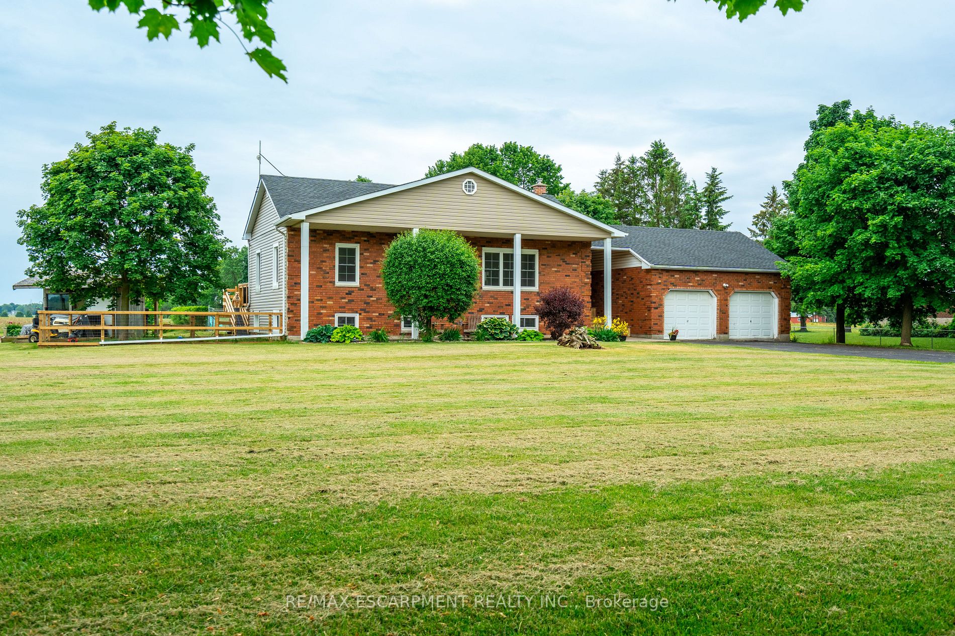 1138 4th Concession Road W, Hamilton, ON, L8B 1K3