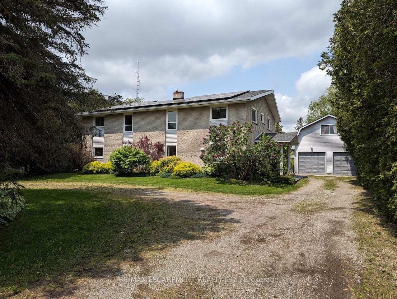 827 6th Concession Road W, Hamilton, ON, L8B 1N3