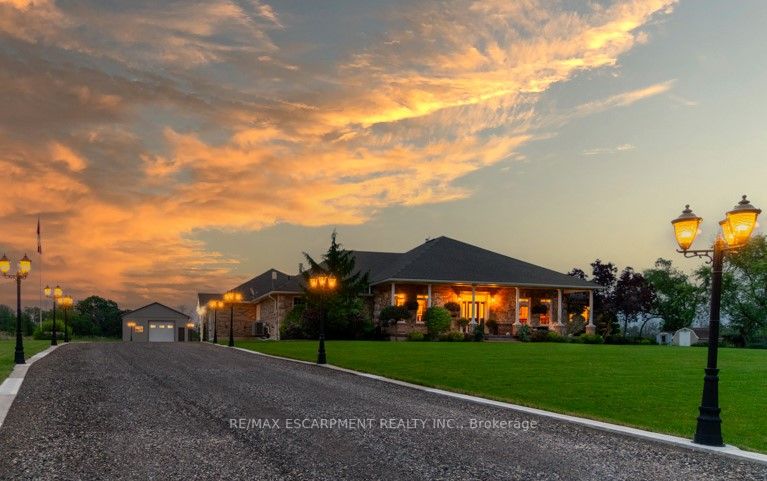 1794 Seaton Road, North Dumfries, ON, N1R 5S2