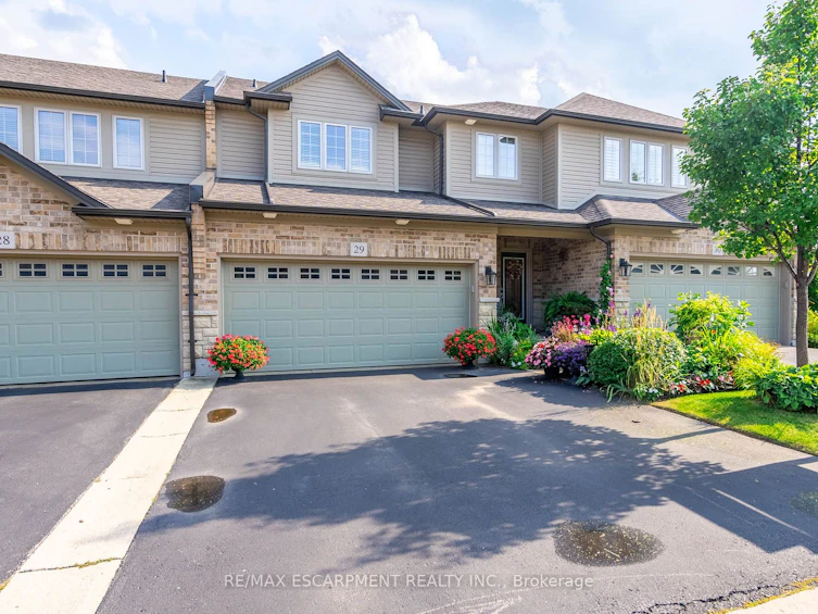 29-441 Stonehenge Drive, Hamilton, ON, L9K 0B1