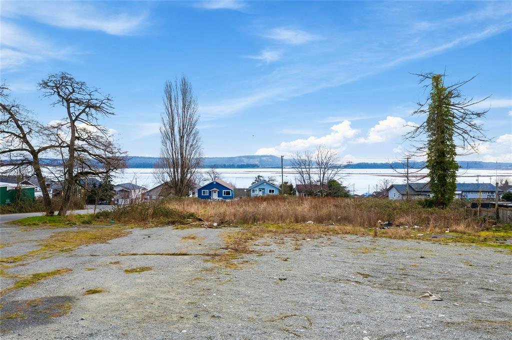 525 Haliburton Street, Nanaimo, BC, V9R 4W4