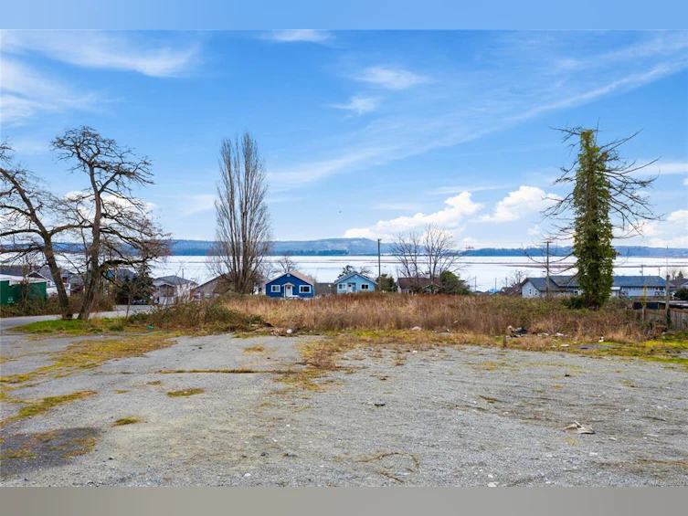 525 Haliburton Street, Nanaimo, BC, V9R 4W4