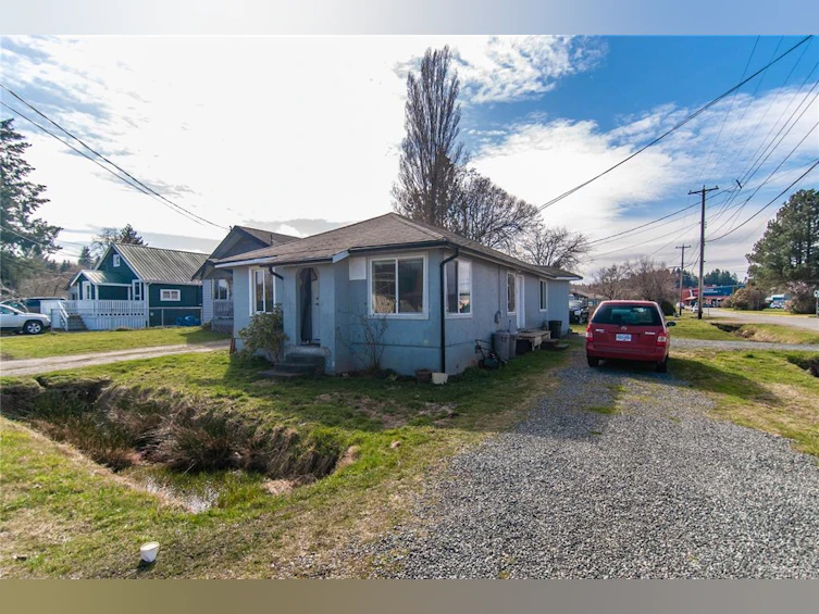 1690 Spruce Street, Campbell River, BC, V9W 3L8