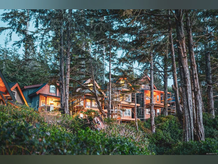 18-1002 Peninsula Road, Ucluelet, BC, V0R 3A0