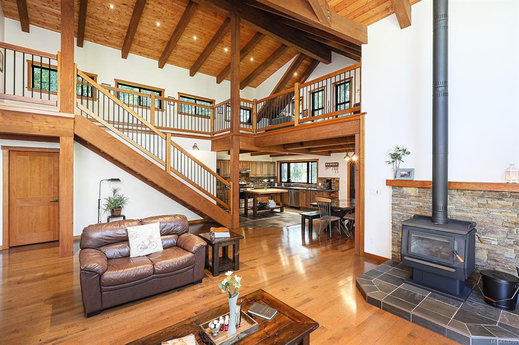3881 Islak Road, Black Creek, BC, V9J 1Y9 - 4