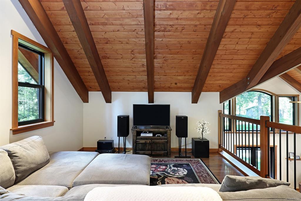 3881 Islak Road, Black Creek, BC, V9J 1Y9 - 19