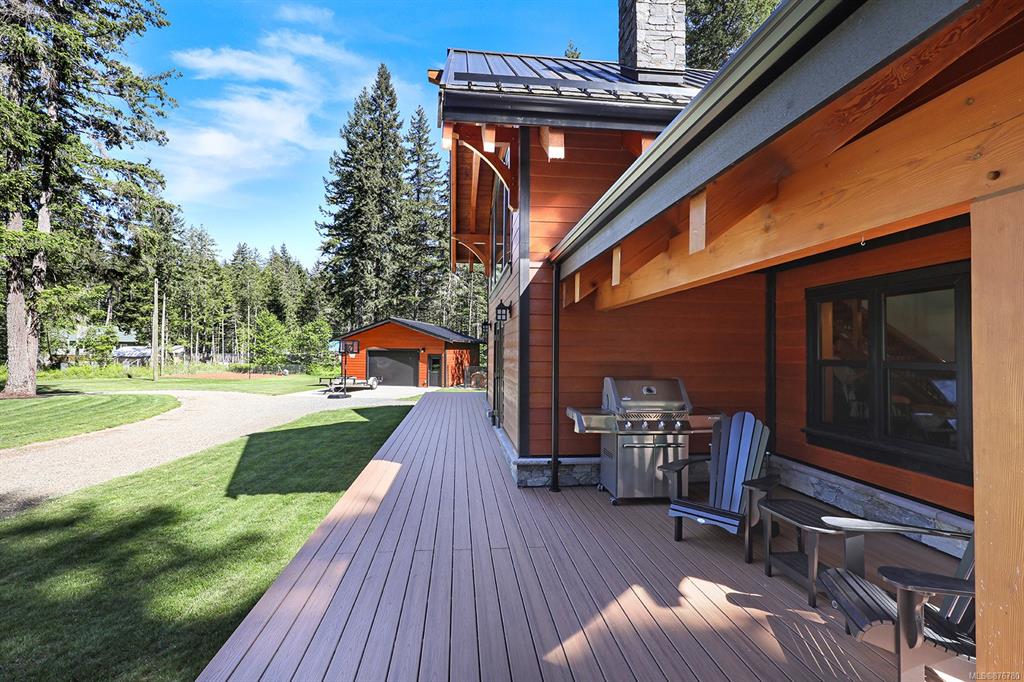 3881 Islak Road, Black Creek, BC, V9J 1Y9 - 27