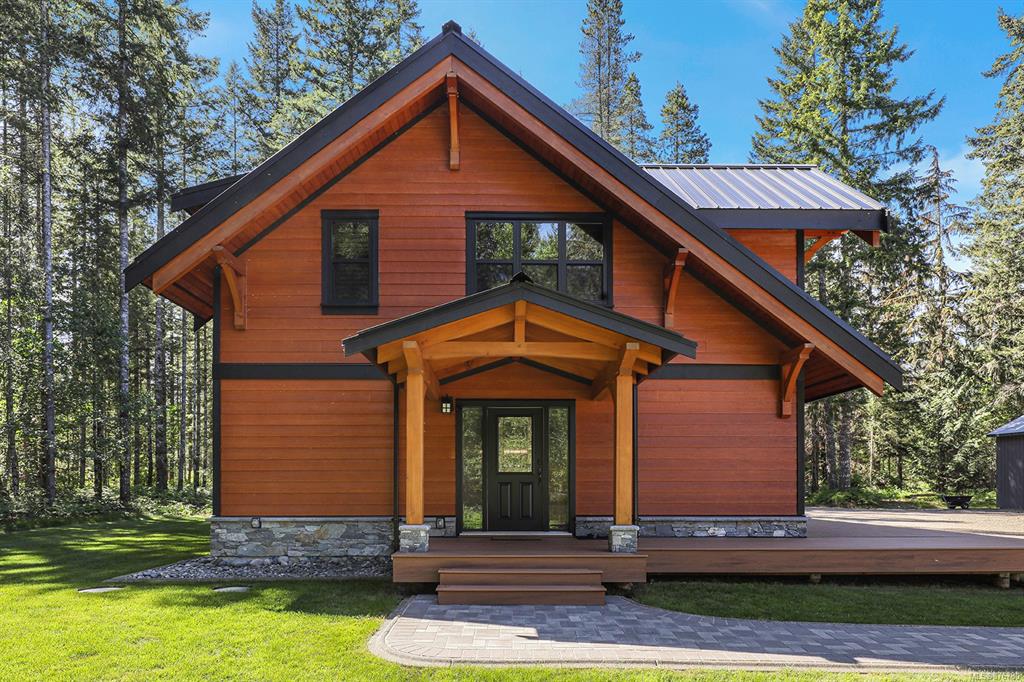 3881 Islak Road, Black Creek, BC, V9J 1Y9 - 29