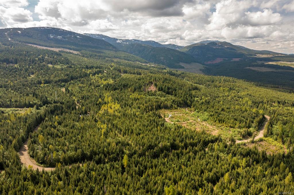 7400 Forbidden Plateau Road, Courtenay, BC, V9J 1L2 - 10