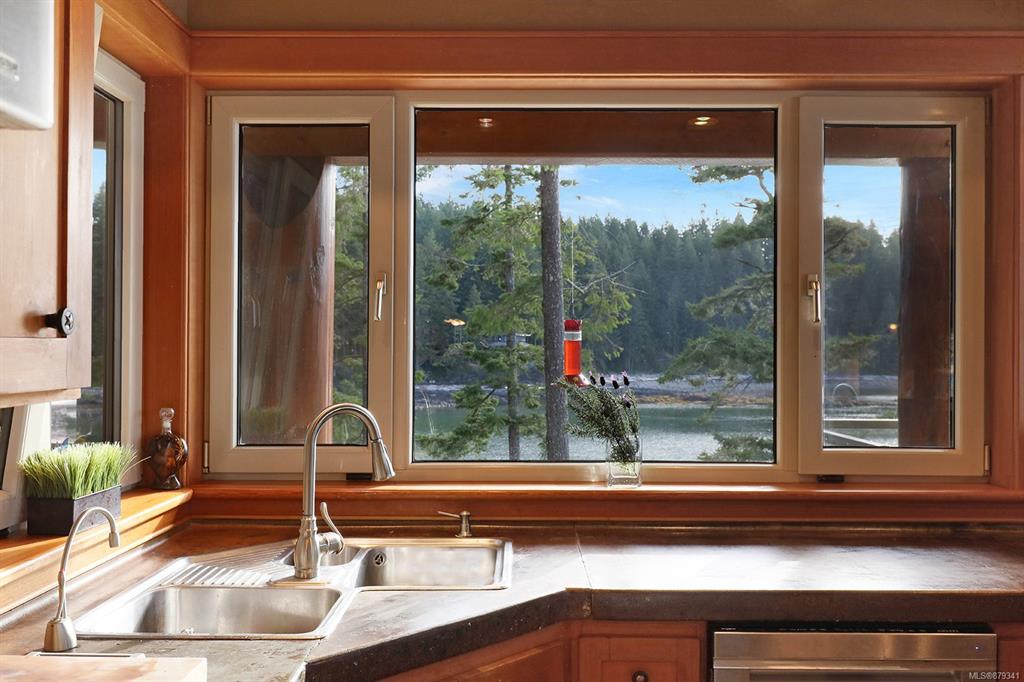 2100 Redonda Drive, Campbell River Area Small Islands, BC, V0P 1H0 - 19