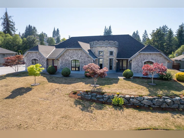 4584 Polo Field Place, Cowichan Bay, BC, V0R 1N2