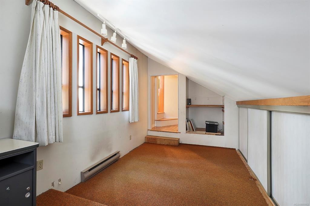 8830 Clarkson Avenue, Black Creek, BC, V9J 1A7 - 18