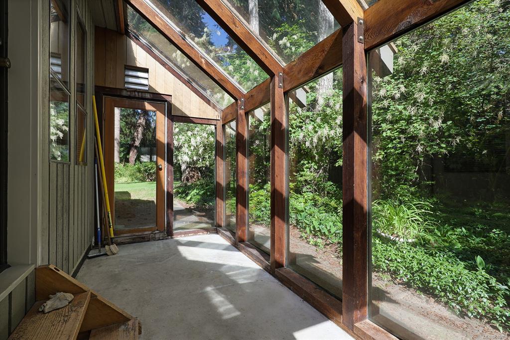 8830 Clarkson Avenue, Black Creek, BC, V9J 1A7 - 21