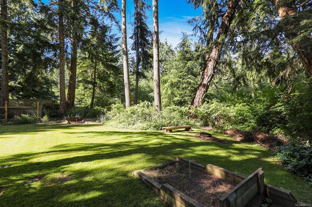 8830 Clarkson Avenue, Black Creek, BC, V9J 1A7 - 24