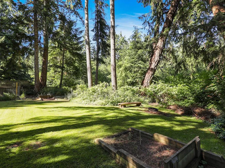 8830 Clarkson Avenue, Black Creek, BC, V9J 1A7 - 24