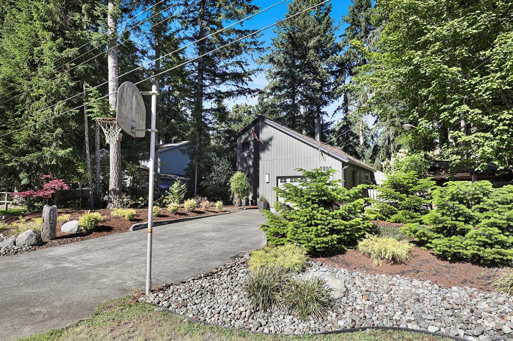 8830 Clarkson Avenue, Black Creek, BC, V9J 1A7 - 27