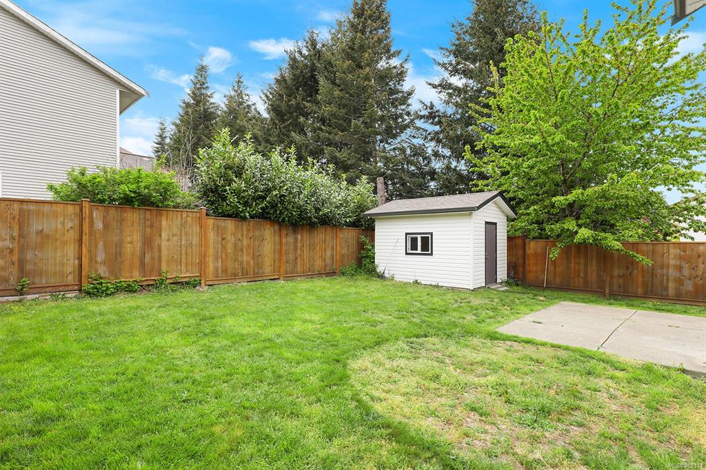 527 Deerwood Place, Comox, BC, V9M 4G3 - 17