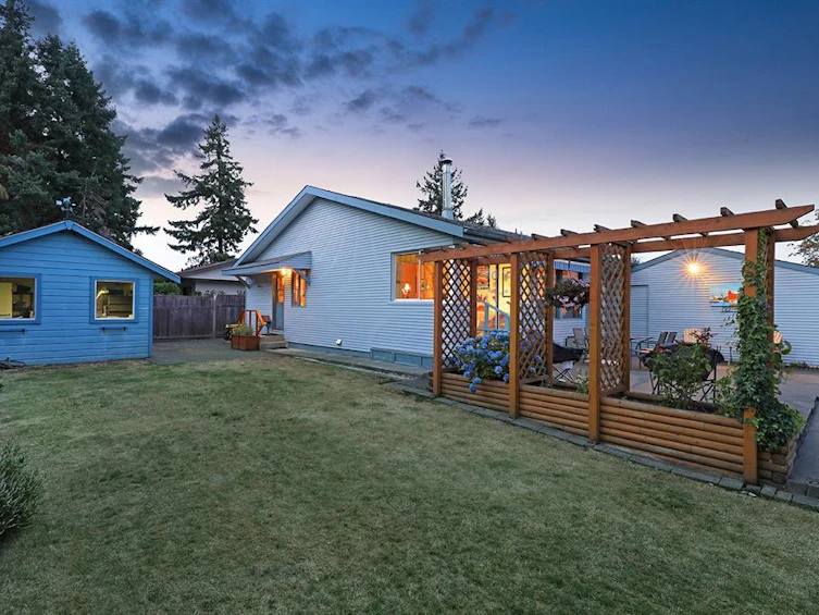 539 Cormorant Street, Comox, BC, V9M 1Z3 - 4