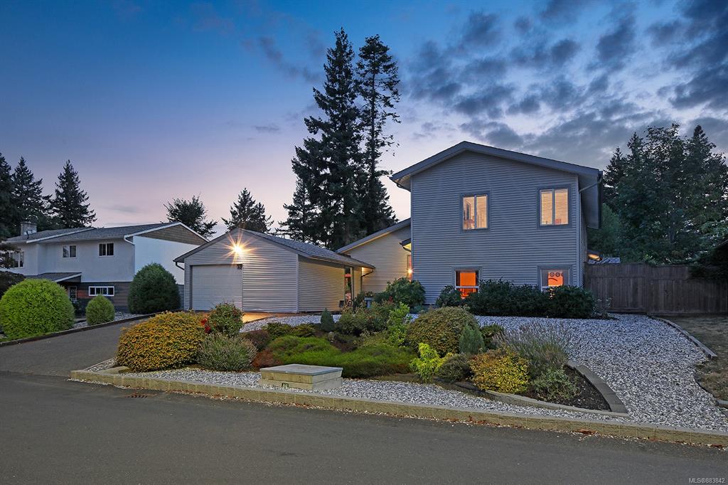 539 Cormorant Street, Comox, BC, V9M 1Z3 - 5