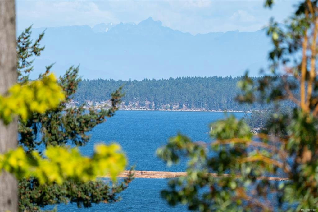 917 Harbour View Street, Nanaimo, BC, V9R 4V4