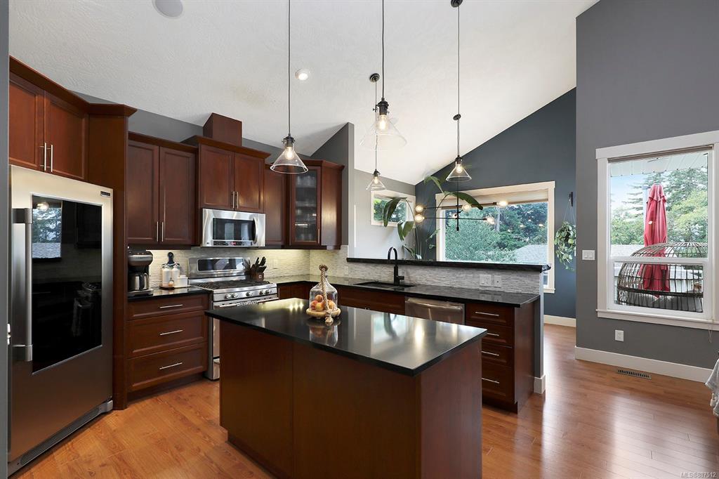 2433 Tutor Drive, Comox, BC, V9M 0A7 - 9