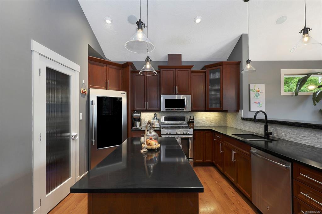2433 Tutor Drive, Comox, BC, V9M 0A7 - 10
