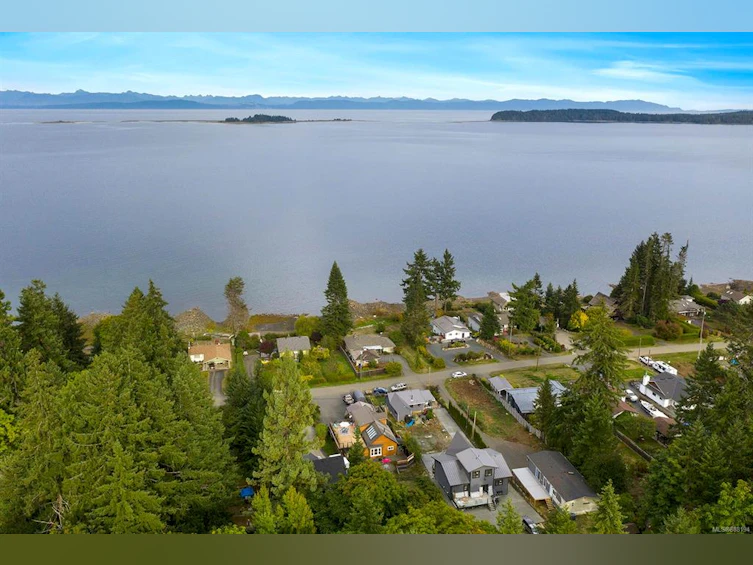 5005 Spence Road, Courtenay, BC, V9N 9S1