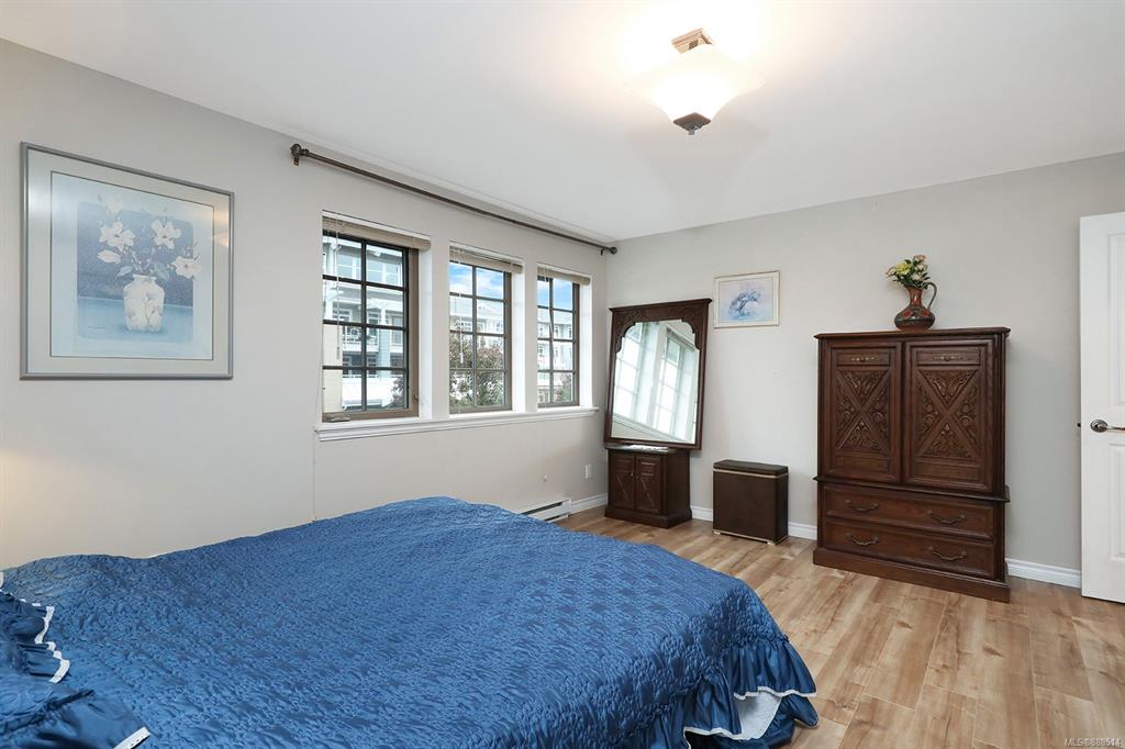 204-1695 Comox Avenue, Comox, BC, V9M 3M1 - 15