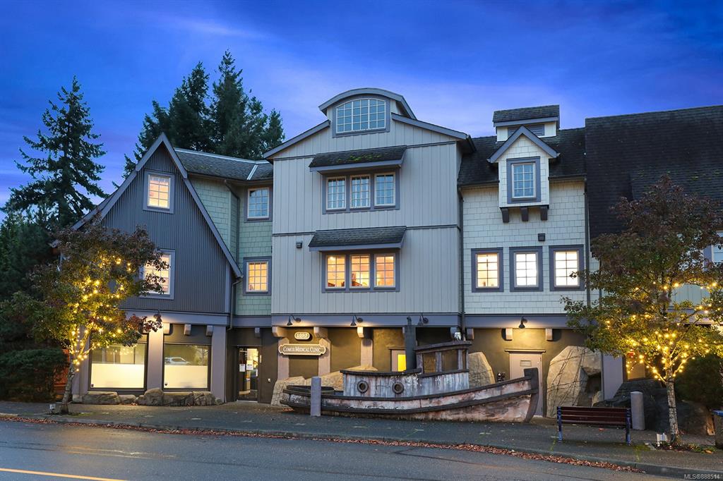 204-1695 Comox Avenue, Comox, BC, V9M 3M1 - 23