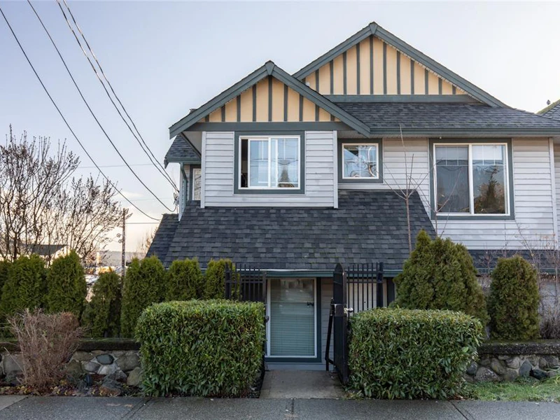 201 - 211 Victoria Road, Nanaimo BC V9R 4P7