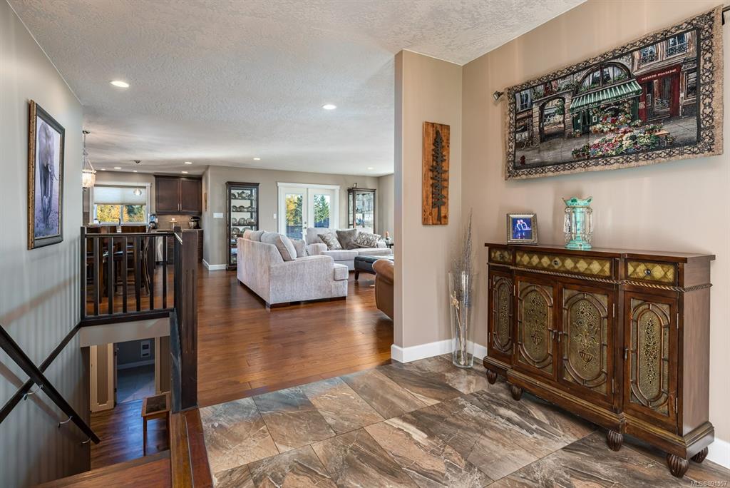 2084 Morello Place, Courtenay, BC, V9N 9C9 - 3