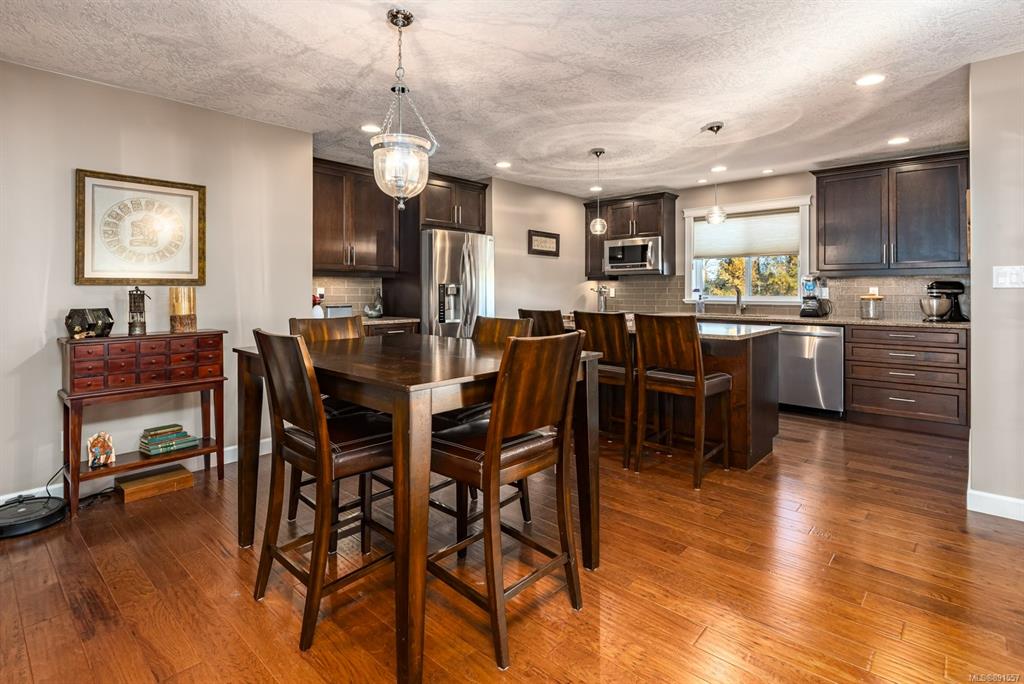 2084 Morello Place, Courtenay, BC, V9N 9C9 - 8