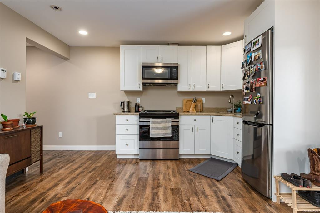 2084 Morello Place, Courtenay, BC, V9N 9C9 - 26