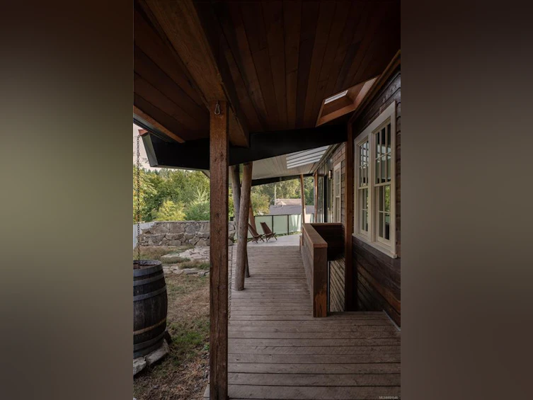2613 Dunsmuir Avenue, Cumberland, BC, V0R 1S0 - 32