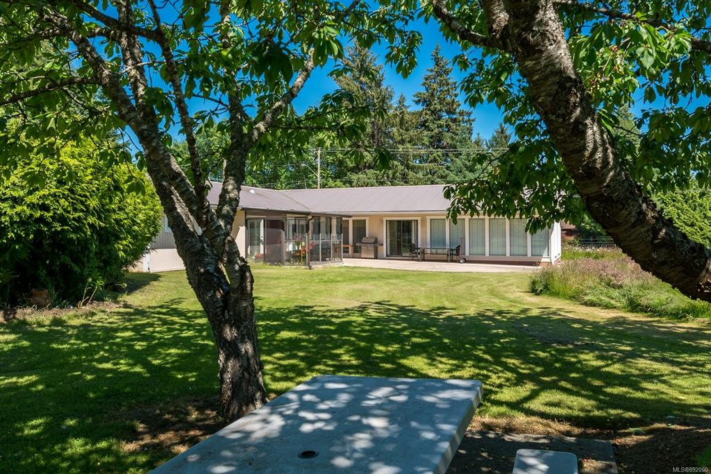 1507 Philmonte Road, Comox, BC, V9M 4B2 - 2