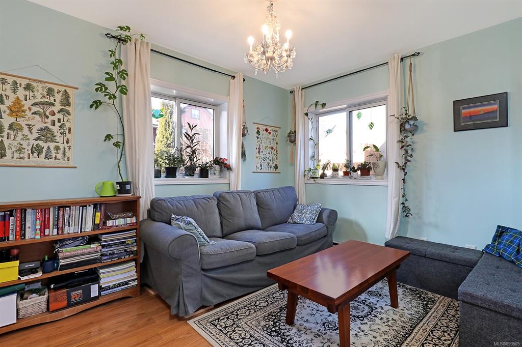 3288 Second Street, Cumberland, BC, V0R 1S0 - 7