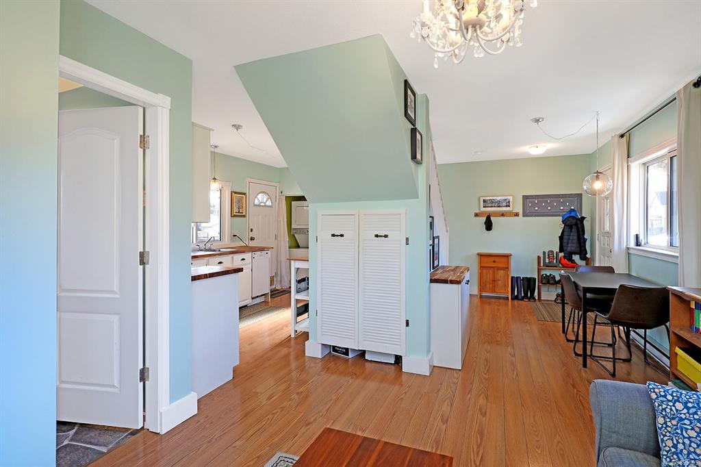 3288 Second Street, Cumberland, BC, V0R 1S0 - 10
