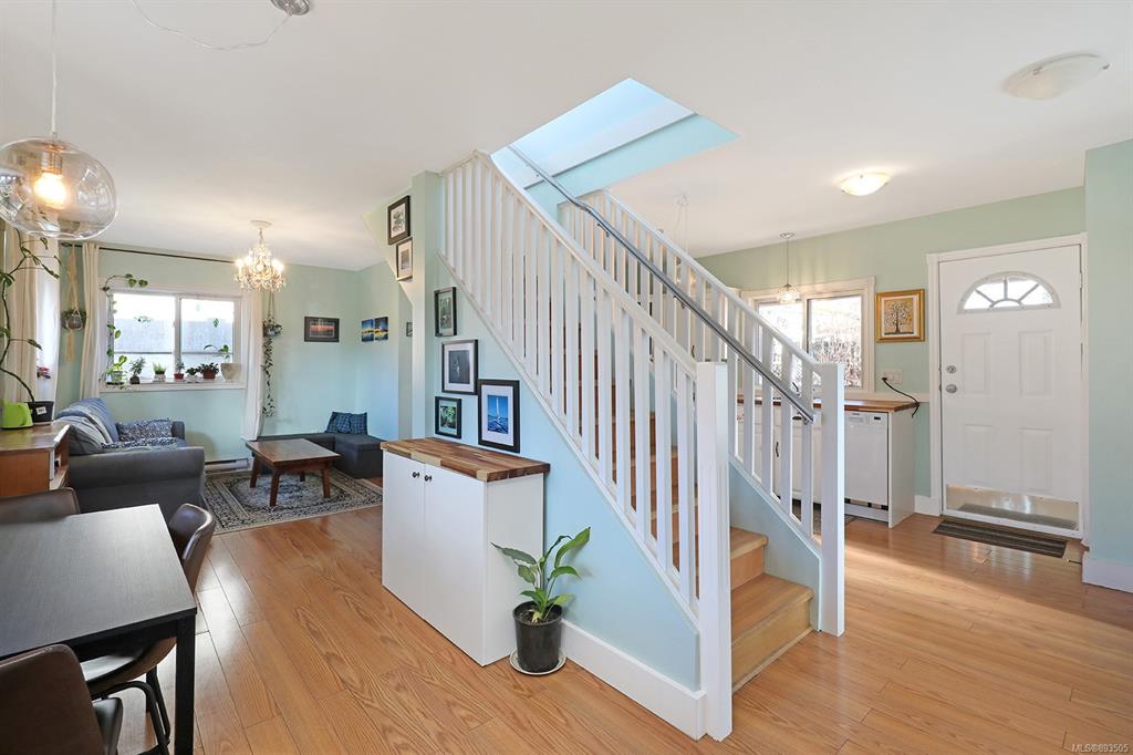 3288 Second Street, Cumberland, BC, V0R 1S0 - 12